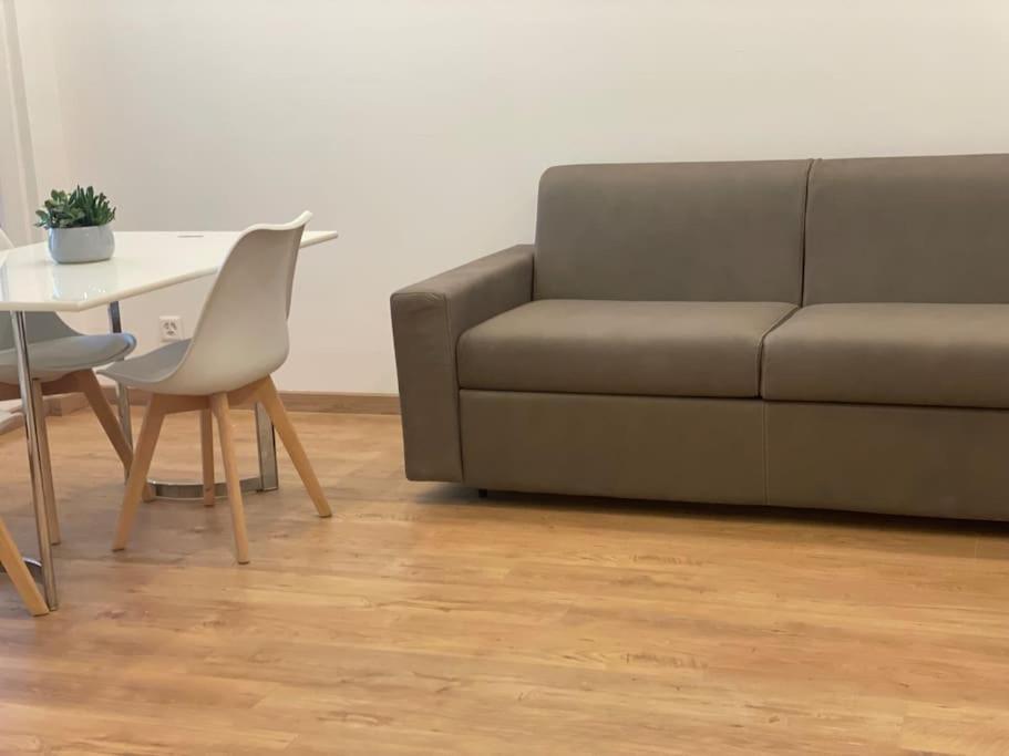 Appartamento Con Piscina E Sauna Bissone Zewnętrze zdjęcie